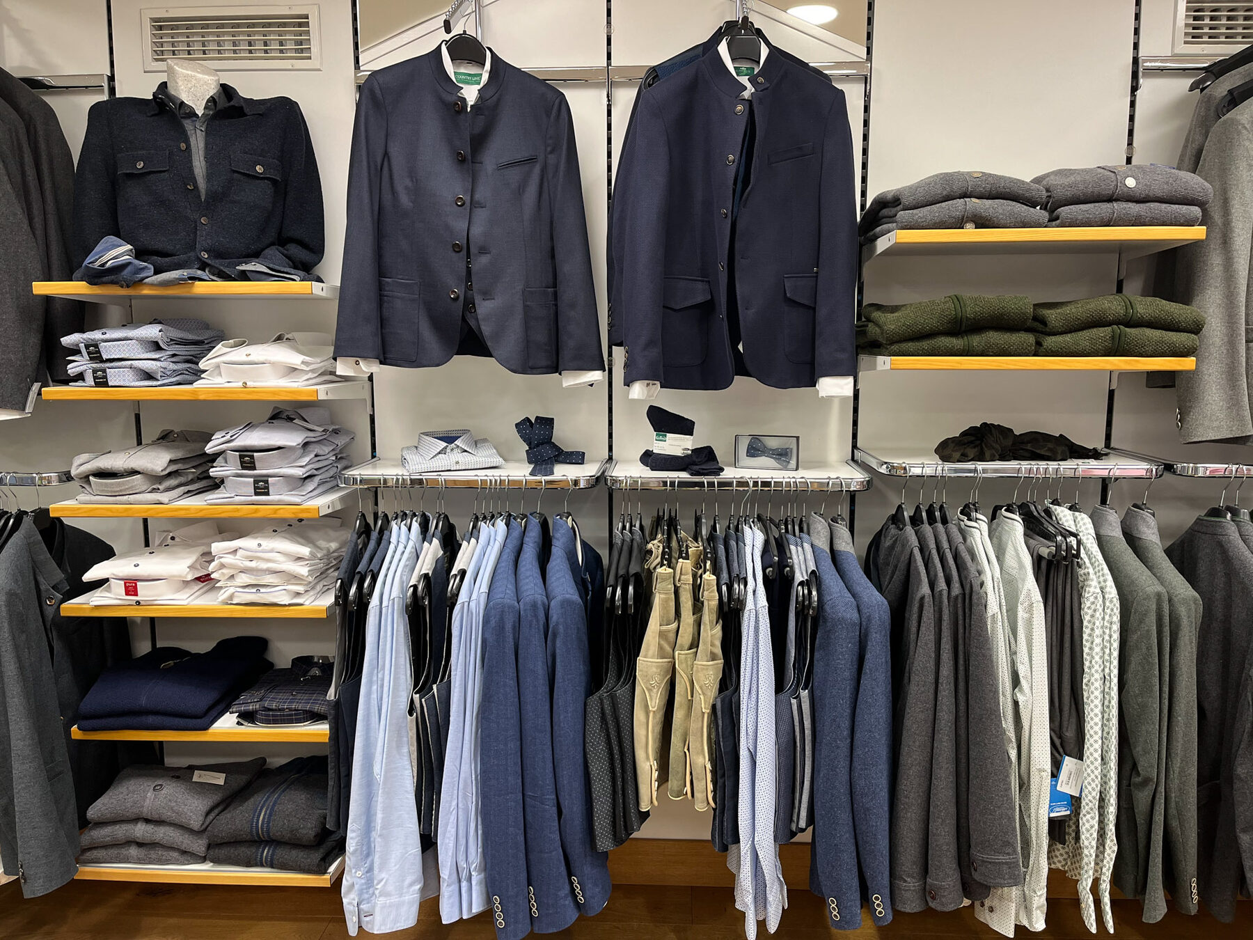 Trachtenmode in der Boutique